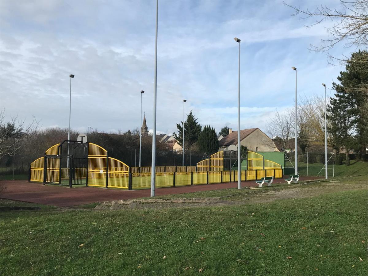 Les Fauvettes Vila Ouzouer-sur-Loire Exterior foto